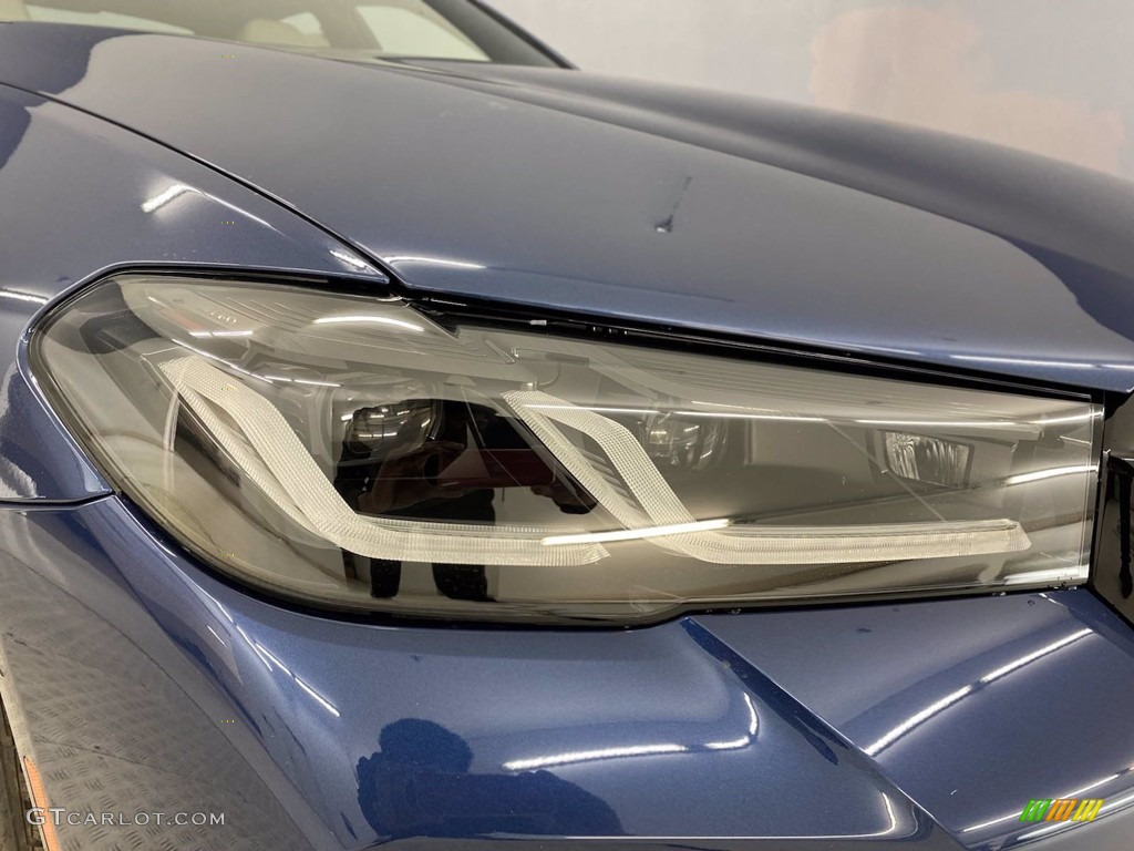 2021 5 Series M550i xDrive Sedan - Phytonic Blue Metallic / Ivory White photo #4
