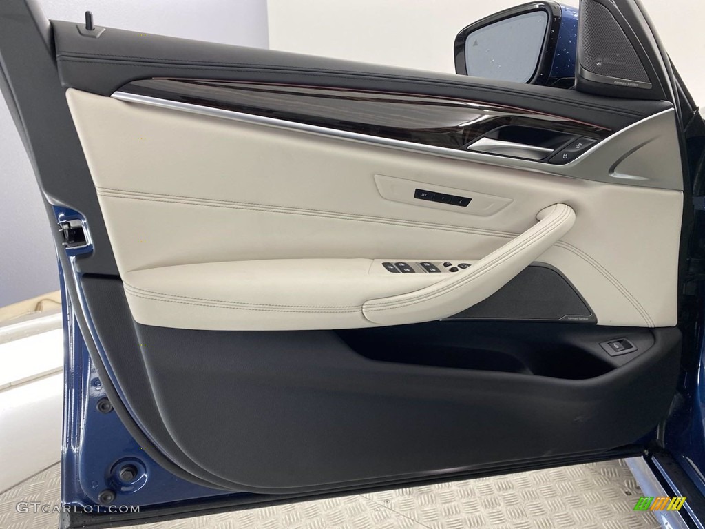 2021 BMW 5 Series M550i xDrive Sedan Ivory White Door Panel Photo #141786344