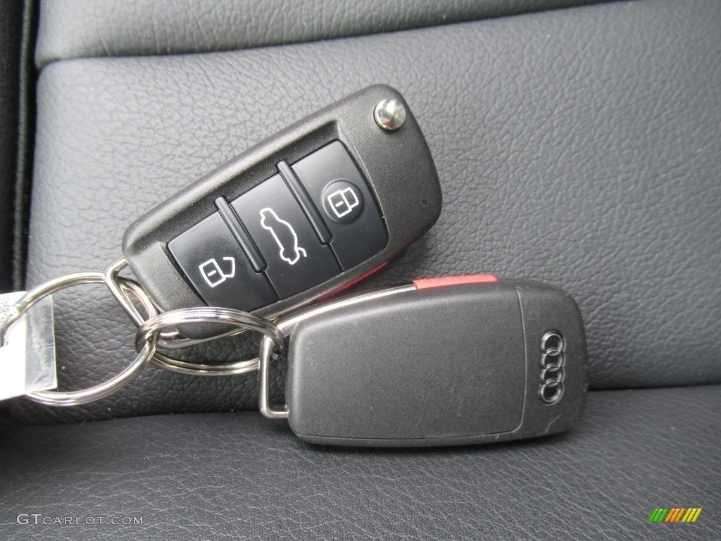 2020 Audi A3 2.0 Premium Keys Photos