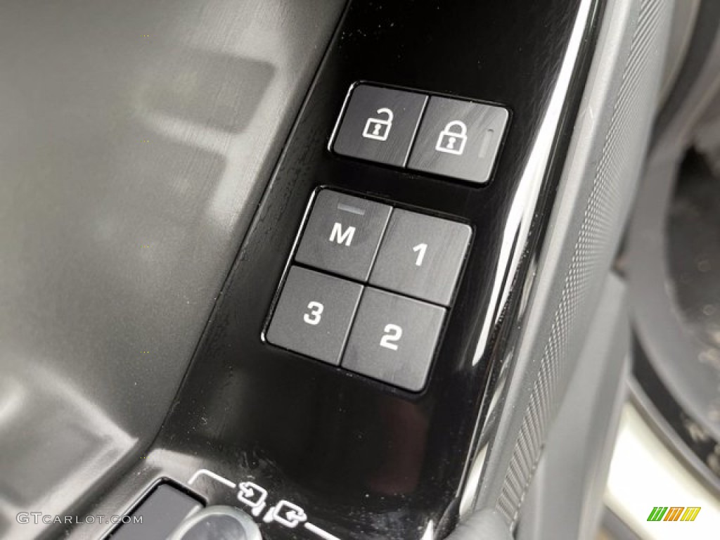 2021 Range Rover Velar S - Fuji White / Ebony photo #25