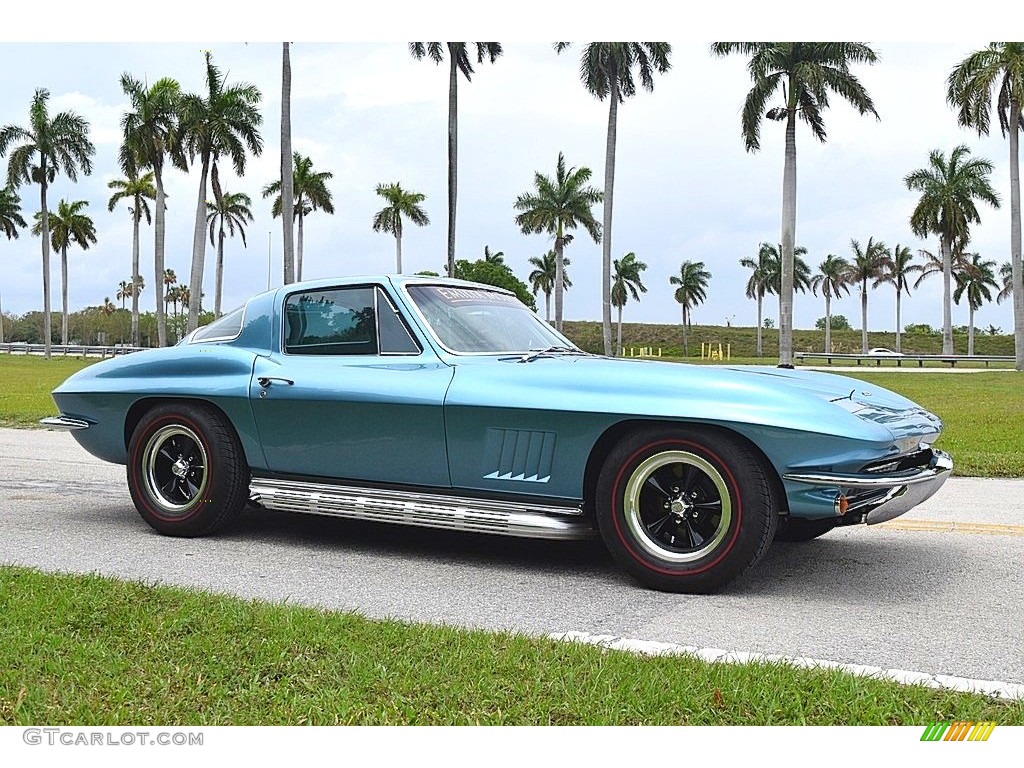 Marina Blue 1967 Chevrolet Corvette Coupe Exterior Photo #141792068