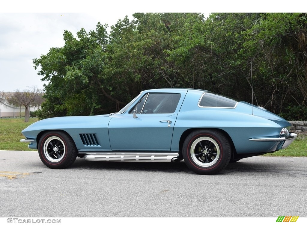 Marina Blue 1967 Chevrolet Corvette Coupe Exterior Photo #141792344