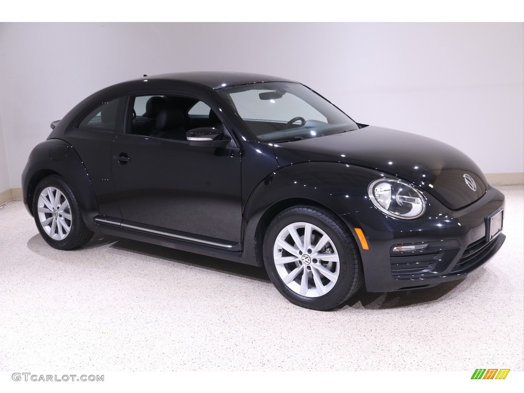 2018 Beetle S - Deep Black Pearl / Titan Black photo #1