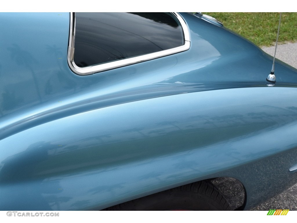 1967 Corvette Coupe - Marina Blue / White/Black photo #36