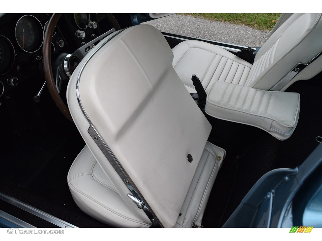 1967 Chevrolet Corvette Coupe Front Seat Photo #141793575