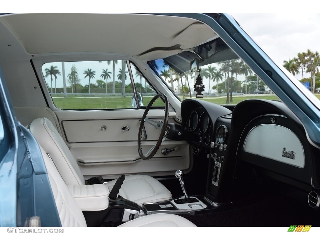 1967 Chevrolet Corvette Coupe Front Seat Photo #141793799