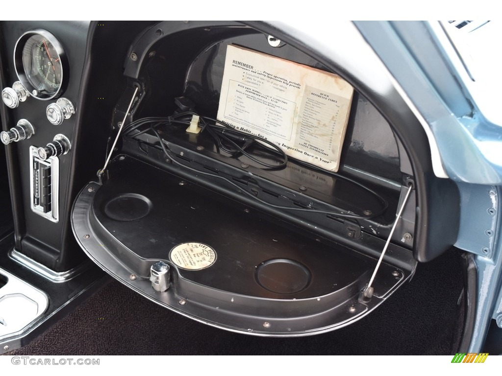 1967 Chevrolet Corvette Coupe Glove Box Photo #141793908