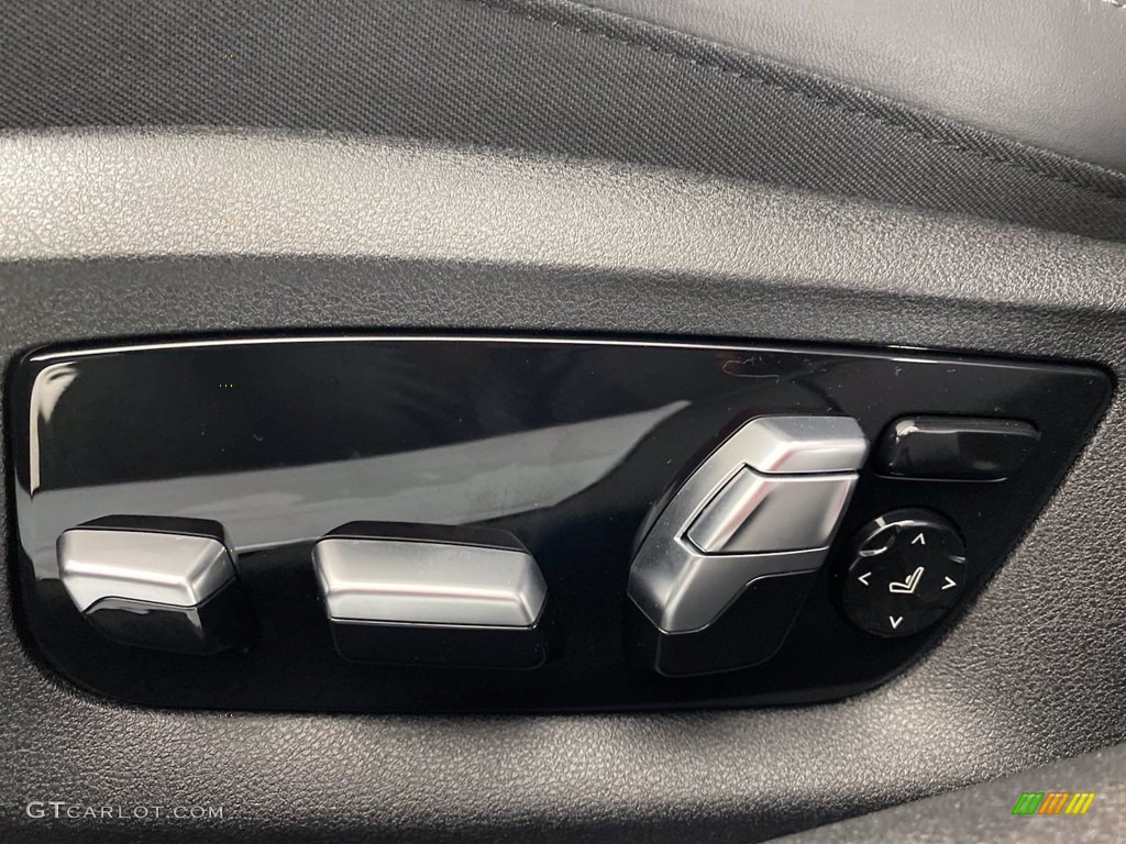 2022 BMW 7 Series 750i xDrive Sedan Controls Photo #141794255