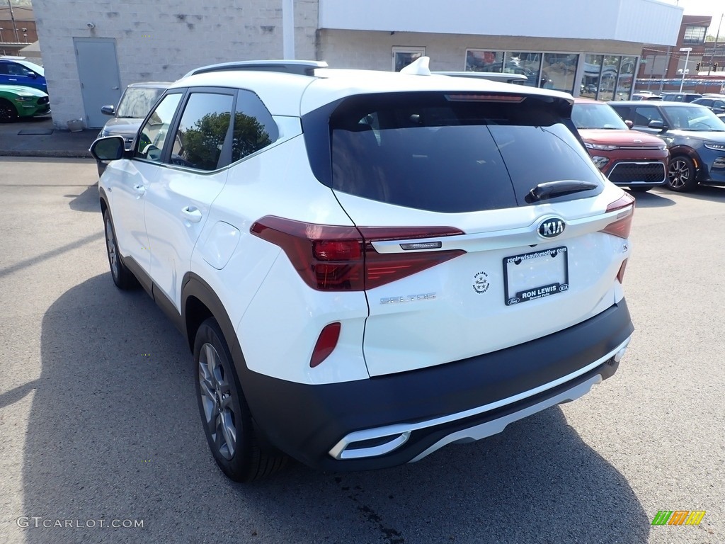 2021 Seltos S AWD - Clear White / Black photo #7