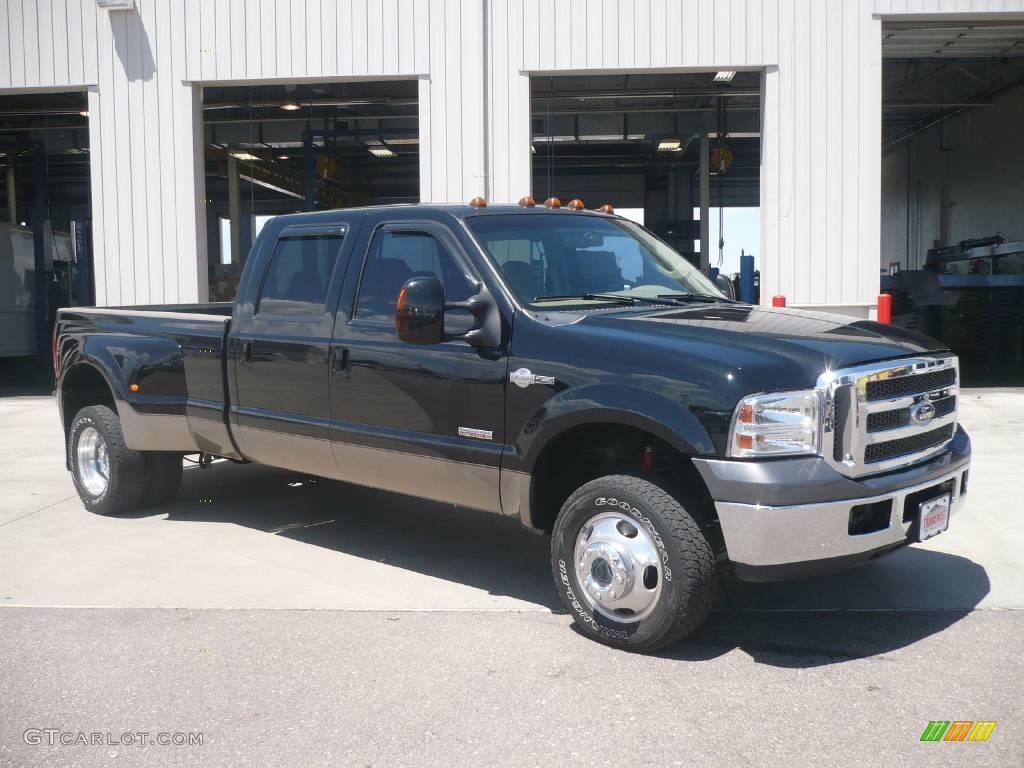 2007 F350 Super Duty King Ranch Crew Cab 4x4 Dually - Black / Castano Brown Leather photo #1