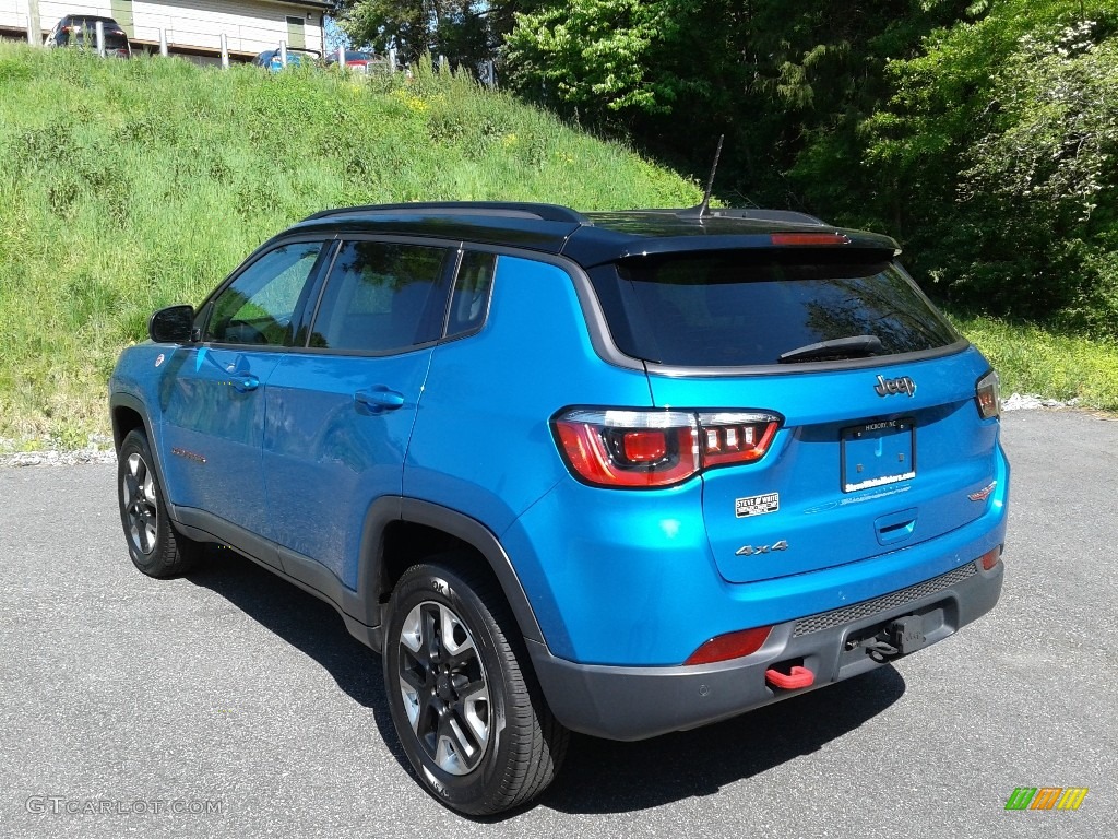 2017 Compass Trailhawk 4x4 - Laser Blue Pearl / Black/Ruby Red photo #8