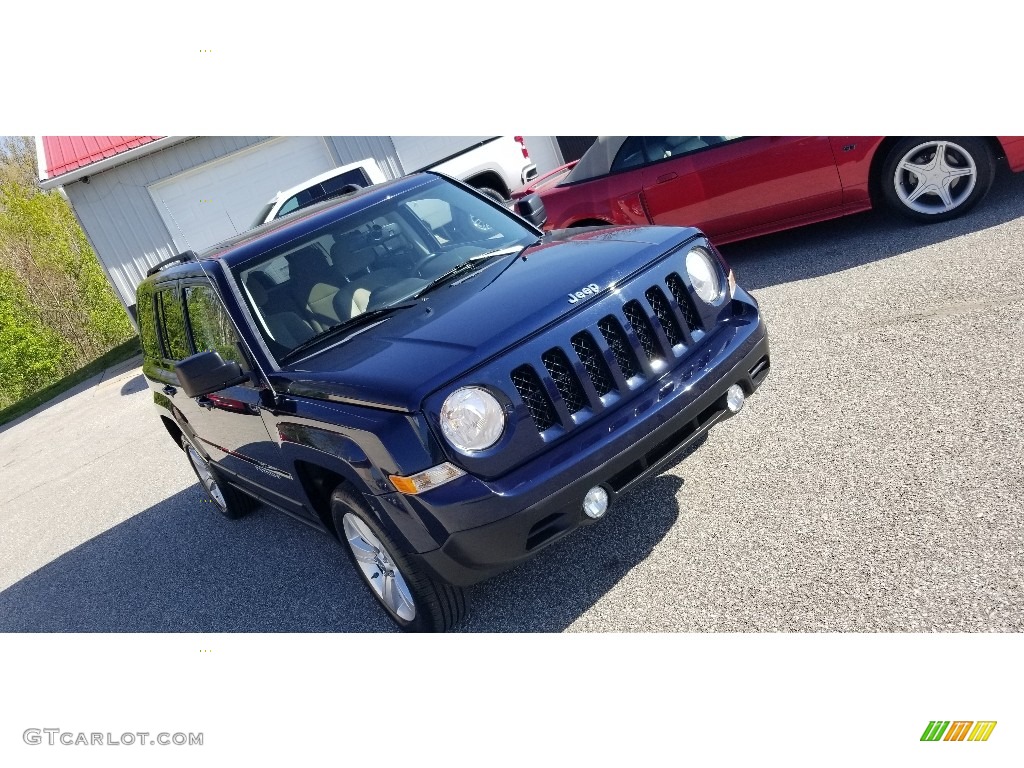 2012 Patriot Latitude 4x4 - True Blue Pearl / Dark Slate Gray/Light Pebble Beige photo #2