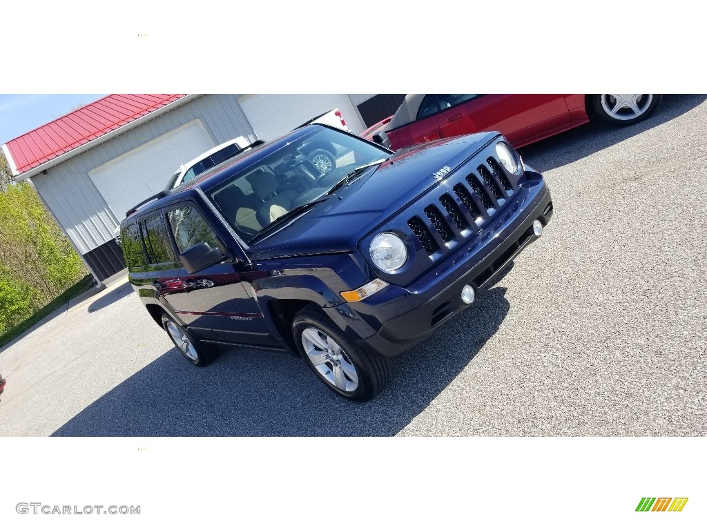 2012 Patriot Latitude 4x4 - True Blue Pearl / Dark Slate Gray/Light Pebble Beige photo #28