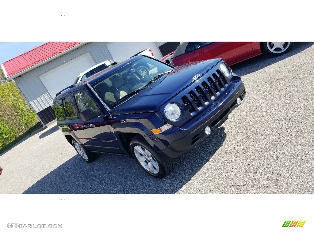 2012 Patriot Latitude 4x4 - True Blue Pearl / Dark Slate Gray/Light Pebble Beige photo #28