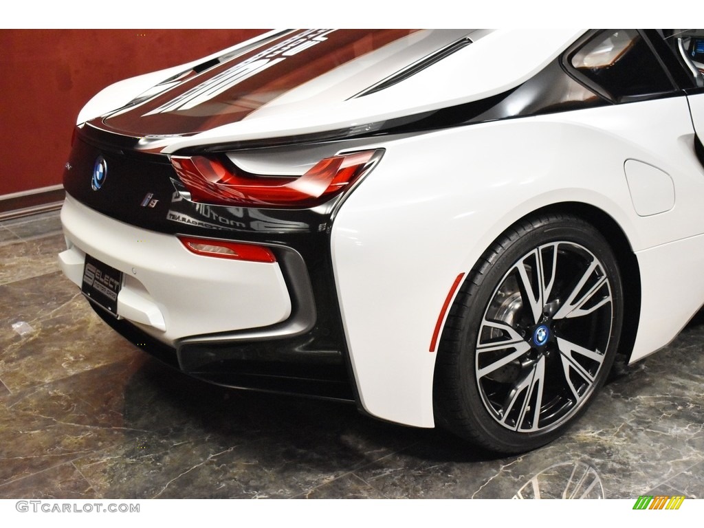 2015 i8 Pure Impulse World - Crystal White Pearl Metallic / Pure Impulse Carum Spice Grey photo #6