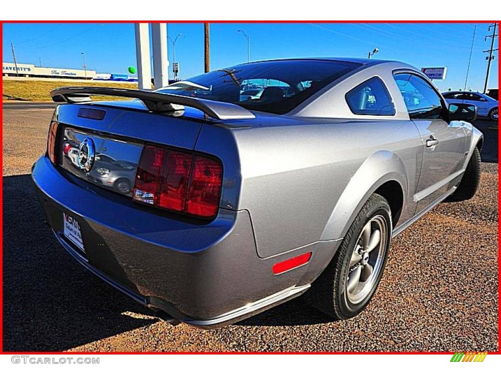 2006 Mustang GT Premium Coupe - Tungsten Grey Metallic / Dark Charcoal photo #6