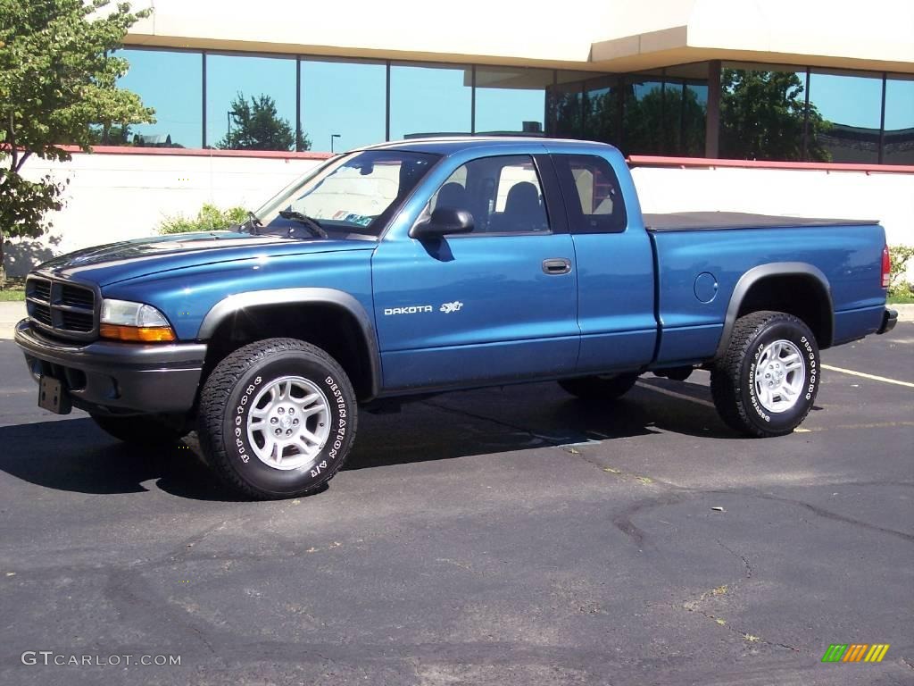 2002 Dakota SXT Club Cab 4x4 - Atlantic Blue Pearl / Dark Slate Gray photo #3