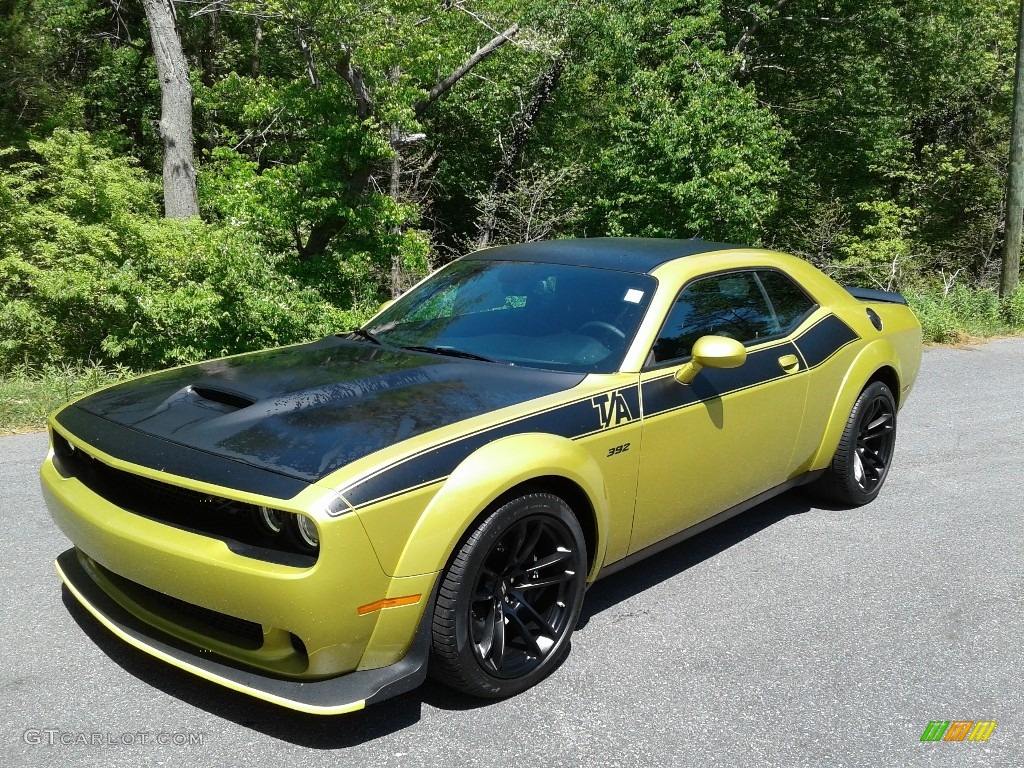 Gold Rush 2021 Dodge Challenger R/T Scat Pack Widebody Exterior Photo #141797969