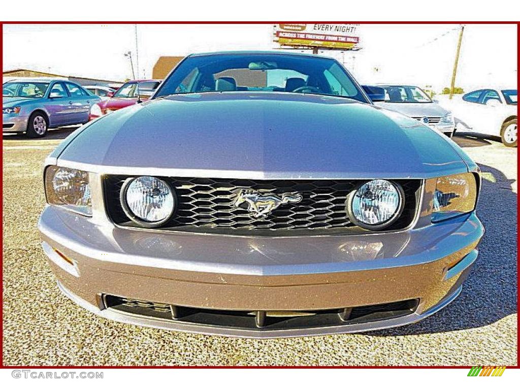 2006 Mustang GT Premium Coupe - Tungsten Grey Metallic / Dark Charcoal photo #9