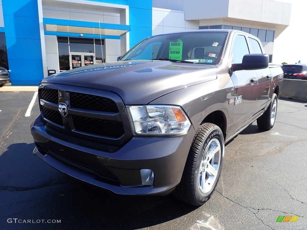 2017 1500 Express Crew Cab 4x4 - Granite Crystal Metallic / Black/Diesel Gray photo #2