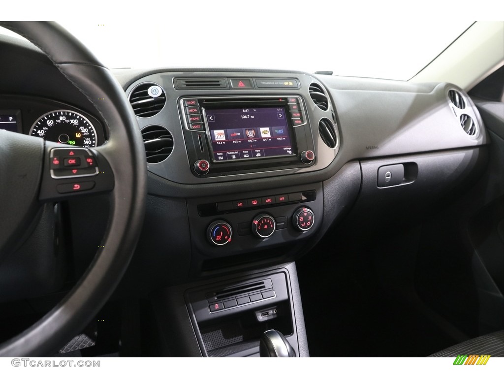 2017 Volkswagen Tiguan Limited 2.0T 4Motion Charcoal Dashboard Photo #141800837