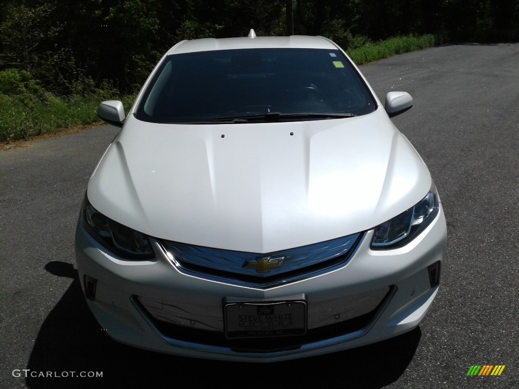 2017 Volt Premier - Iridescent Pearl Tricoat / Jet Black/Jet Black photo #4