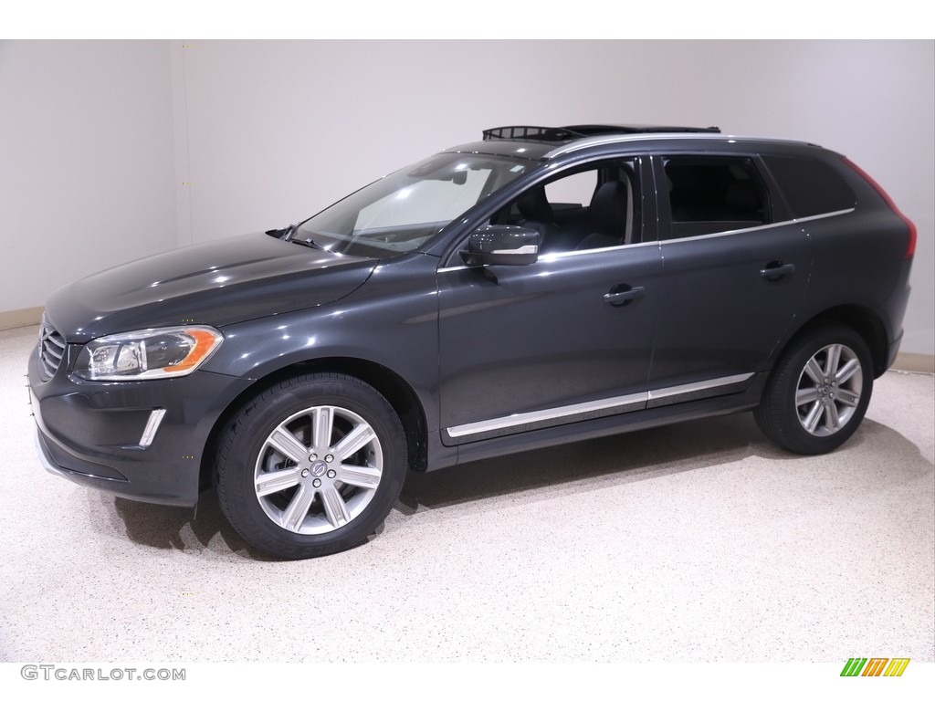 2016 Volvo XC60 T6 Drive-E Exterior Photos