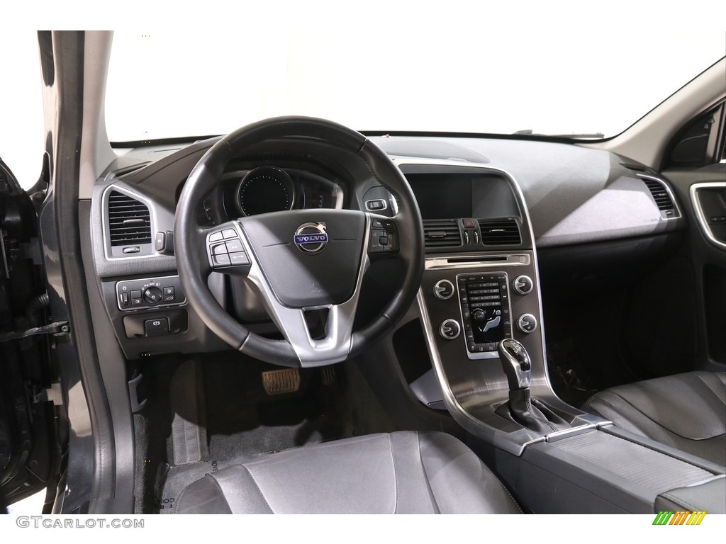 2016 Volvo XC60 T6 Drive-E Off-Black Dashboard Photo #141805203