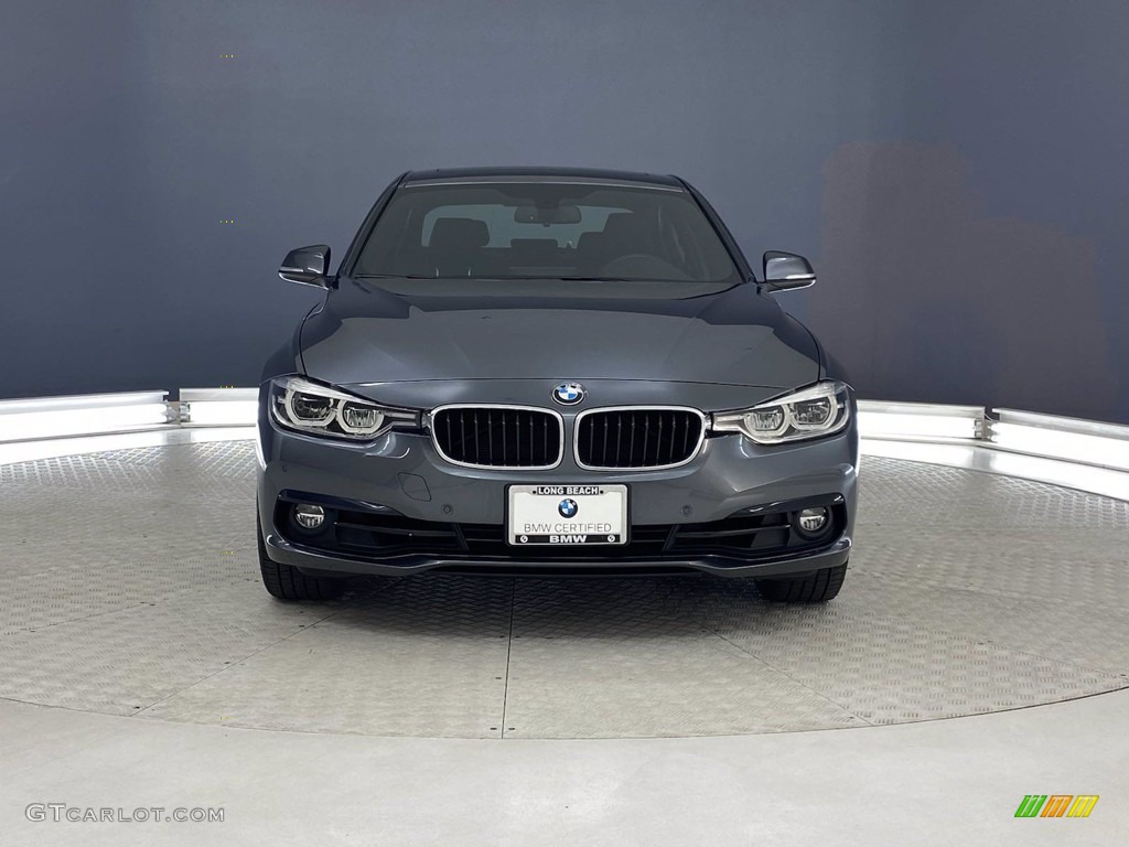 2018 3 Series 330i Sedan - Platinum Silver Metallic / Black photo #2