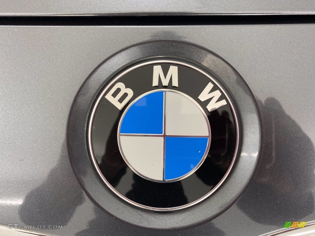 2018 3 Series 330i Sedan - Platinum Silver Metallic / Black photo #8