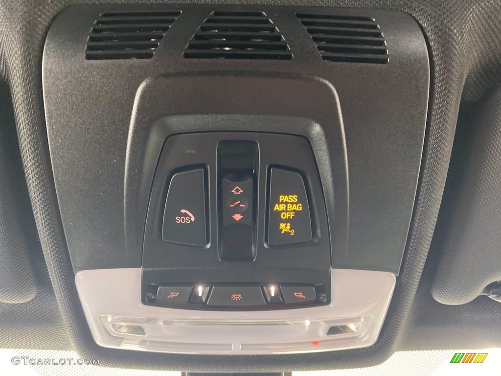 2018 3 Series 330i Sedan - Platinum Silver Metallic / Black photo #30