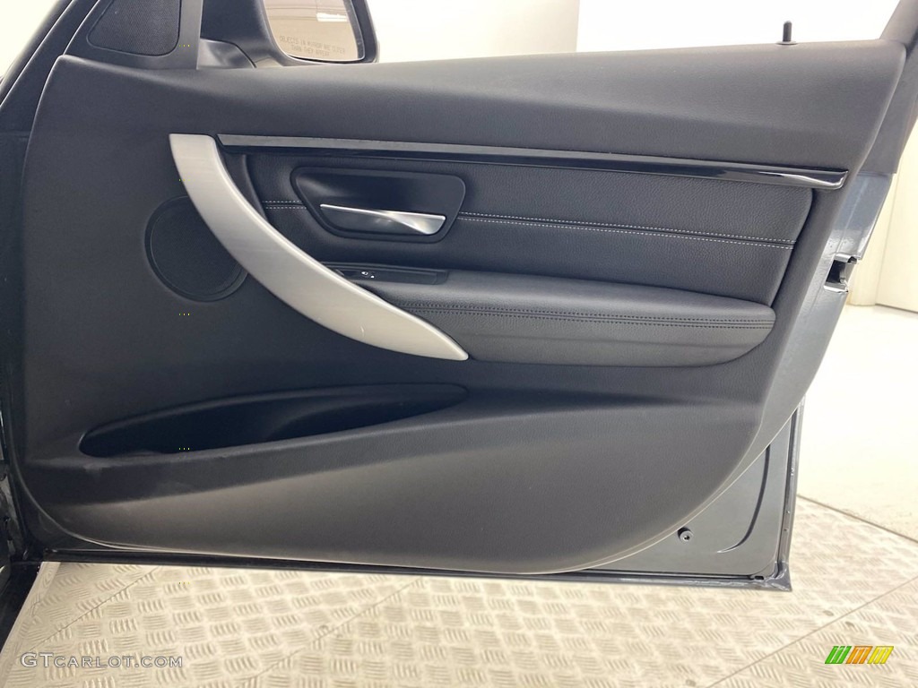 2018 3 Series 330i Sedan - Platinum Silver Metallic / Black photo #32