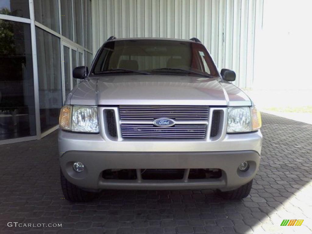 2001 Explorer Sport Trac 4x4 - Silver Frost Metallic / Dark Graphite photo #2