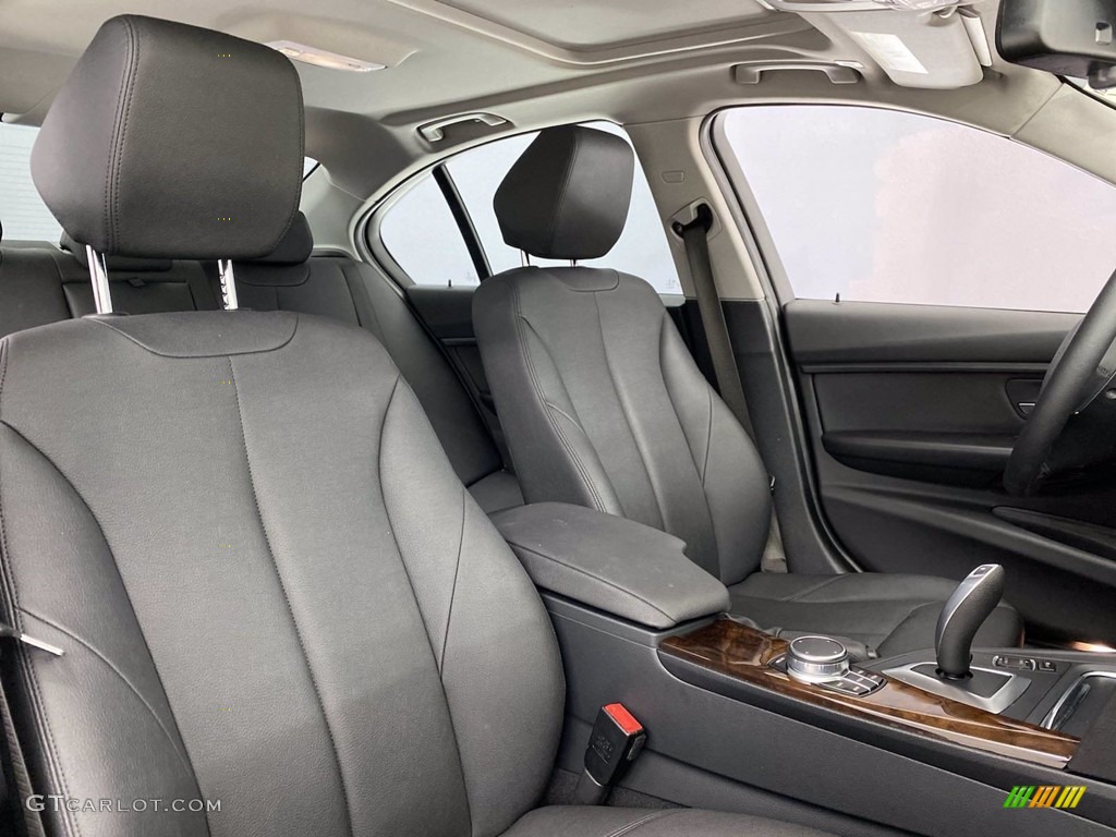 2018 3 Series 320i Sedan - Jet Black / Black photo #34