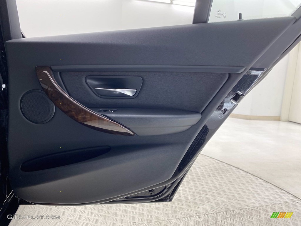 2018 3 Series 320i Sedan - Jet Black / Black photo #35