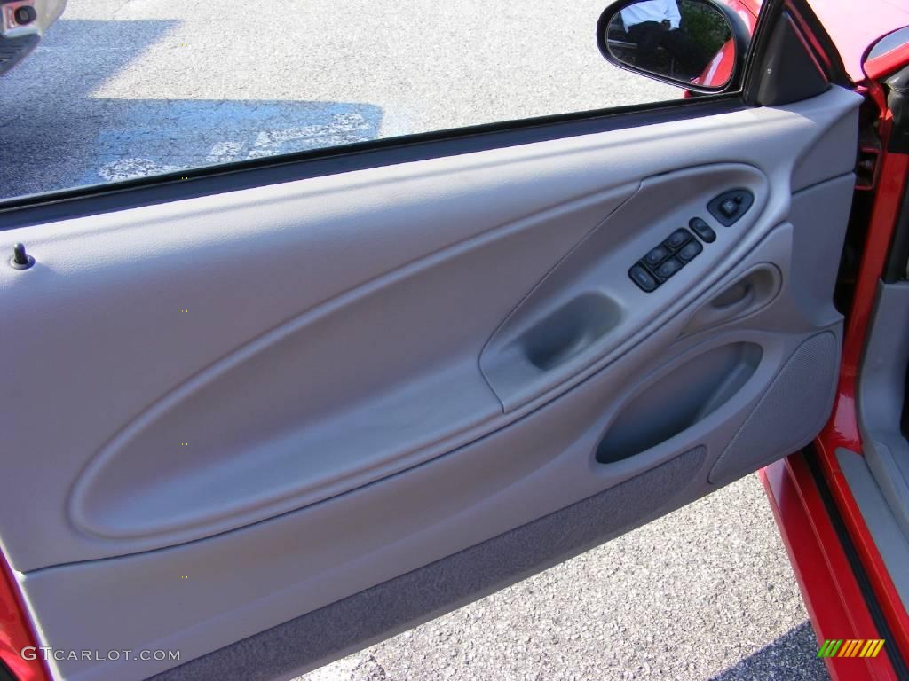 1999 Mustang GT Convertible - Rio Red / Dark Charcoal photo #13