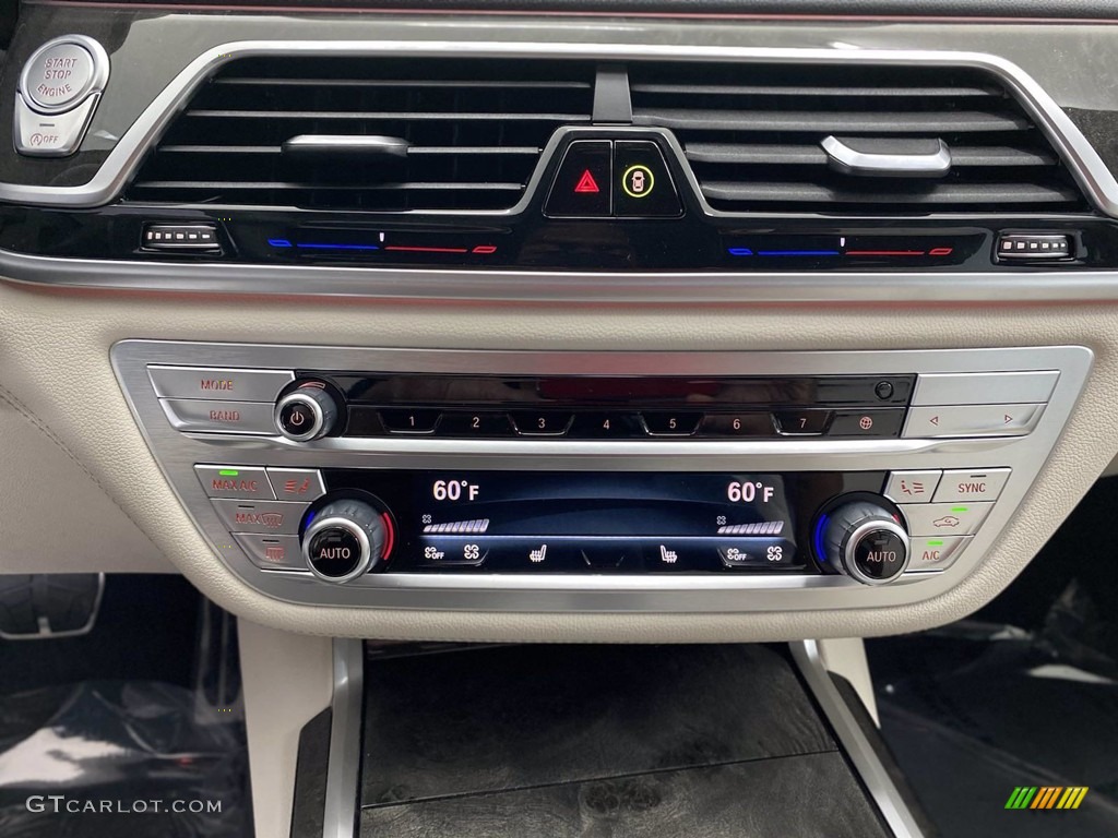 2022 BMW 7 Series 740i Sedan Controls Photo #141811570