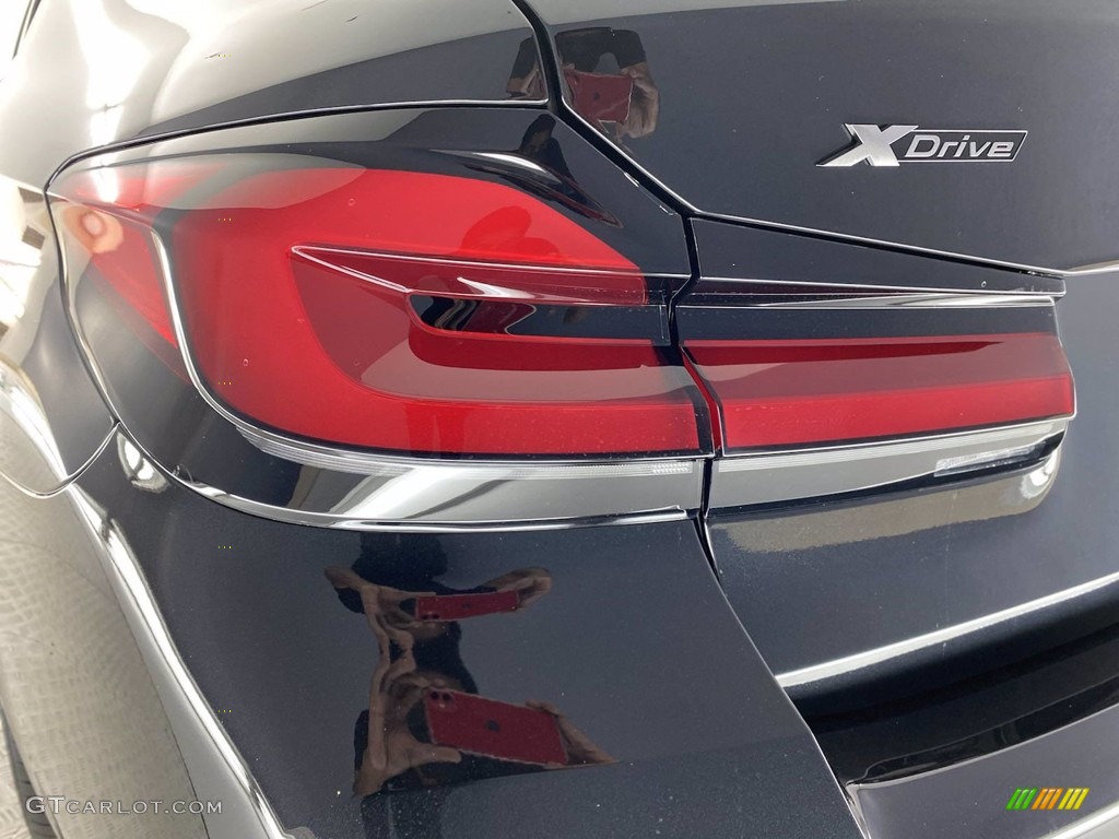 2021 5 Series M550i xDrive Sedan - Black Sapphire Metallic / Black photo #6