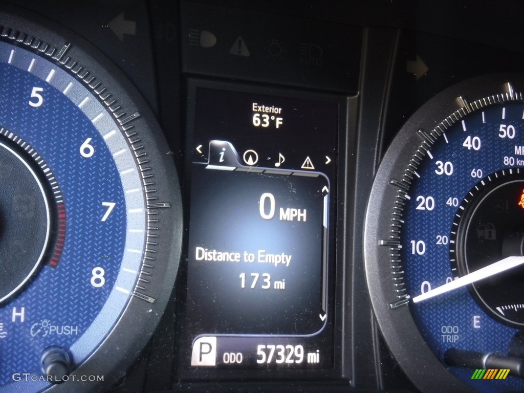 2017 Sienna XLE - Midnight Black Metallic / Ash photo #33