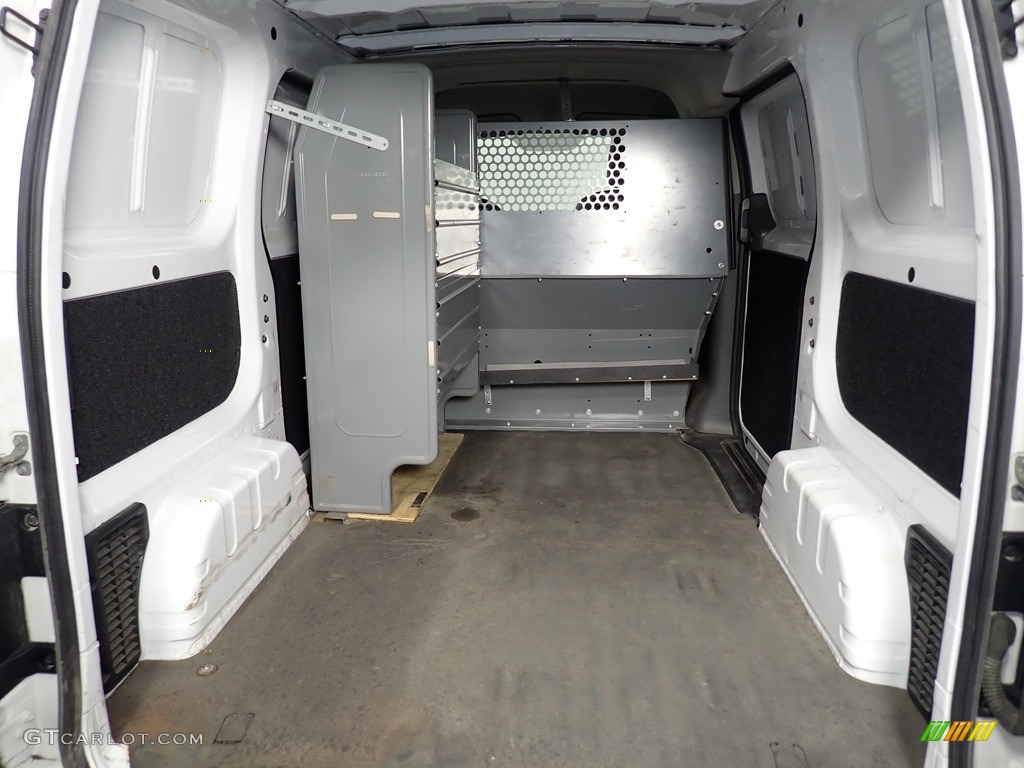 2018 NV200 SV - Fresh Powder / Gray photo #14