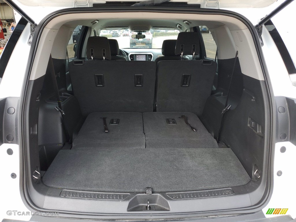 2018 GMC Acadia SLE Trunk Photos