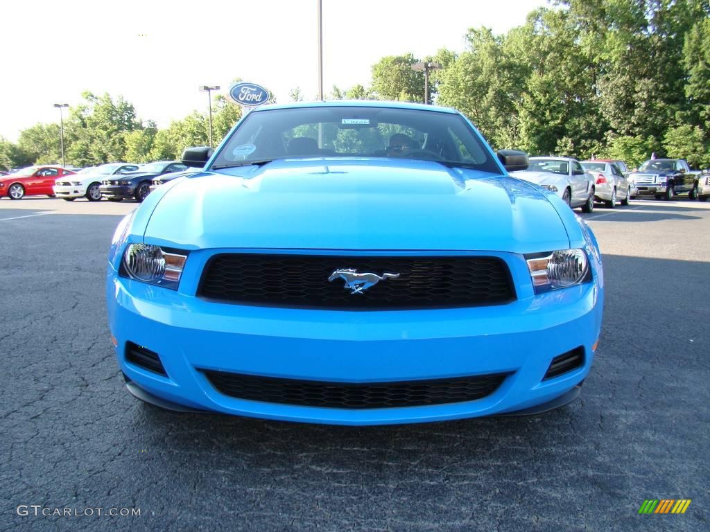 2010 Mustang V6 Coupe - Grabber Blue / Charcoal Black photo #7
