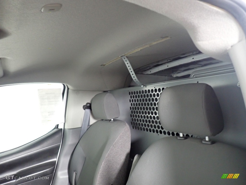 2018 NV200 SV - Fresh Powder / Gray photo #36
