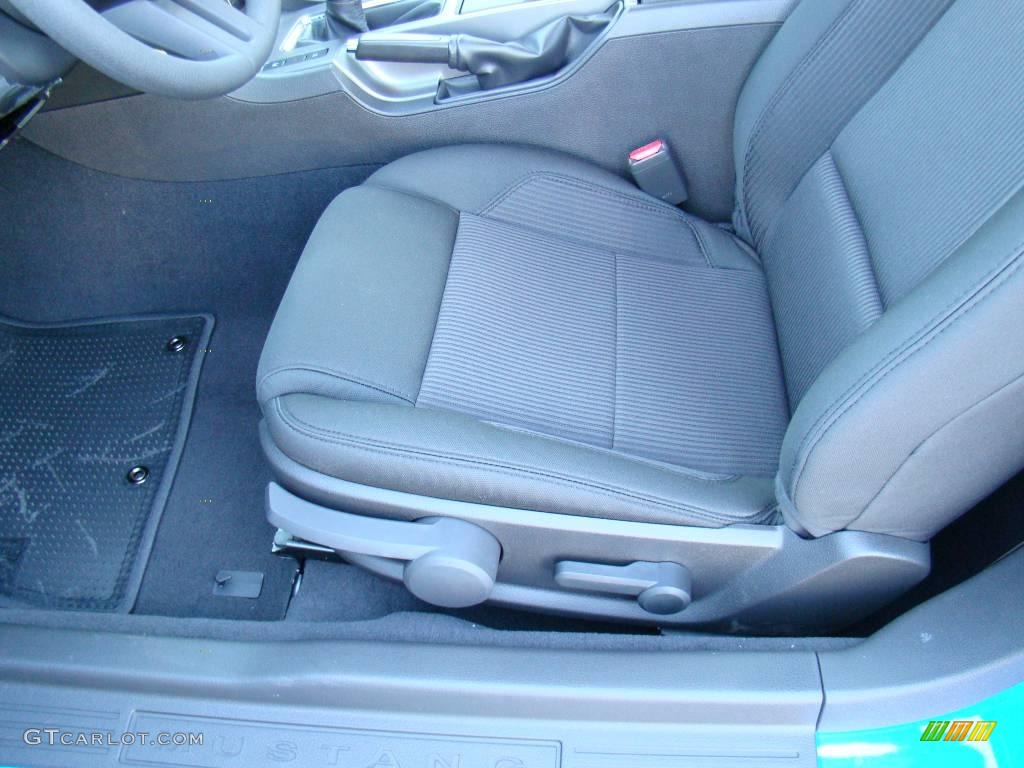 2010 Mustang V6 Coupe - Grabber Blue / Charcoal Black photo #15