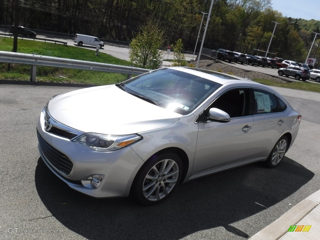 2013 Avalon Limited - Classic Silver Metallic / Black photo #11