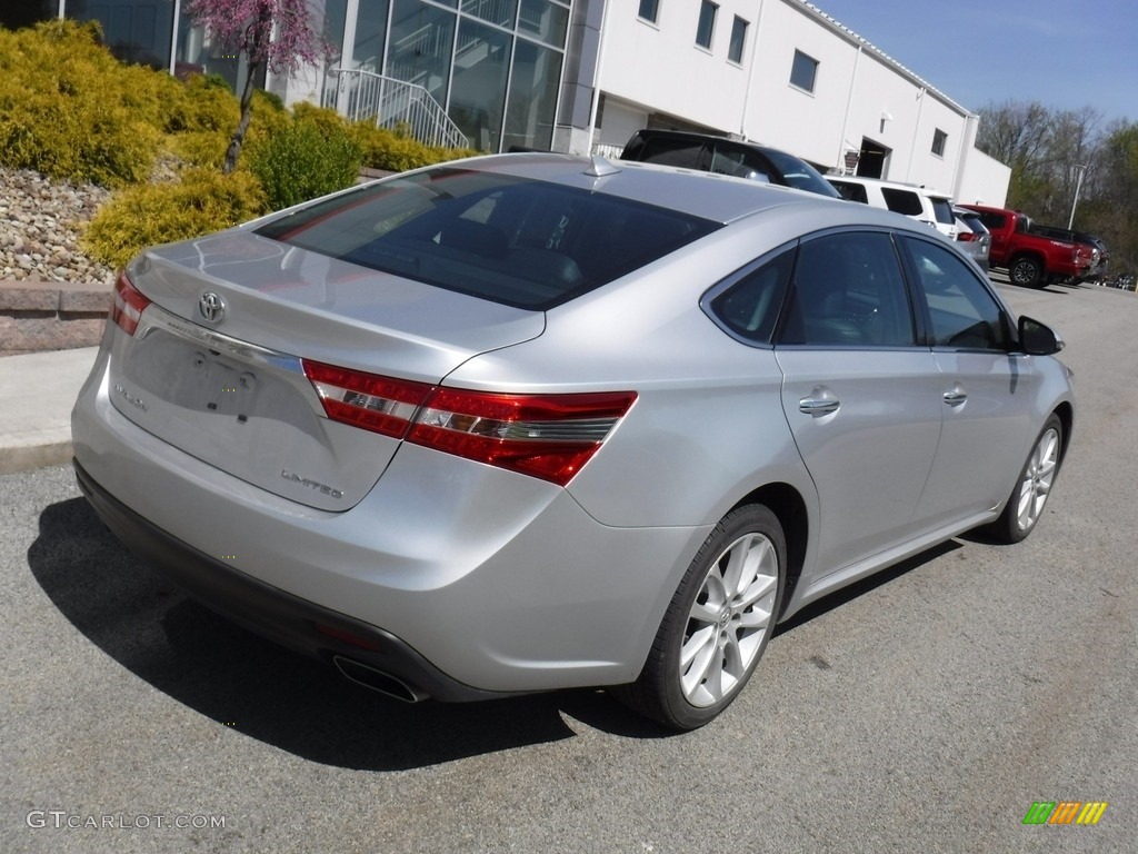 2013 Avalon Limited - Classic Silver Metallic / Black photo #14