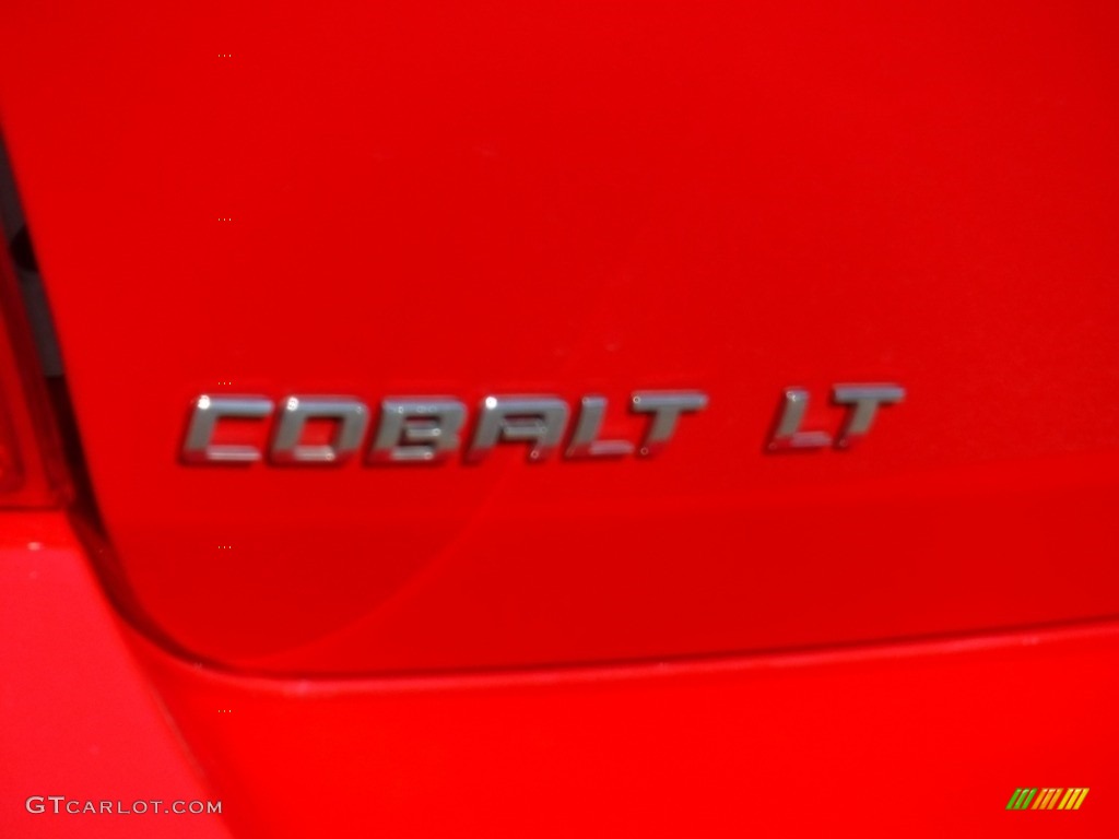 2009 Cobalt LT Sedan - Victory Red / Gray photo #7