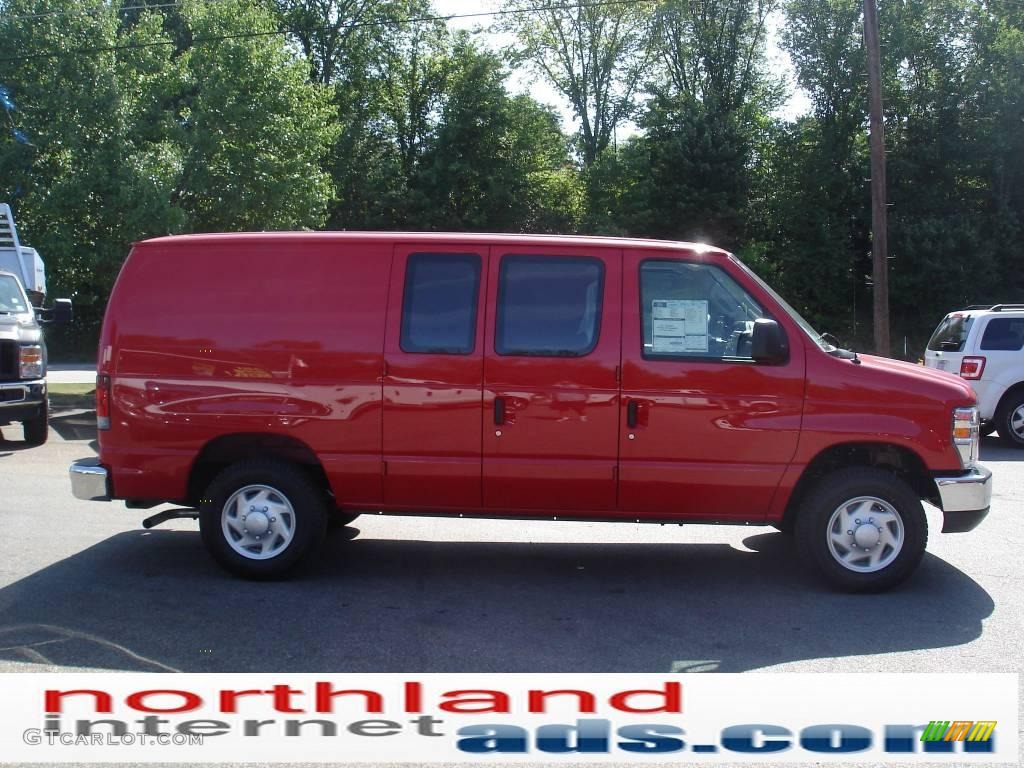 2009 E Series Van E150 Cargo - Red / Medium Flint photo #1