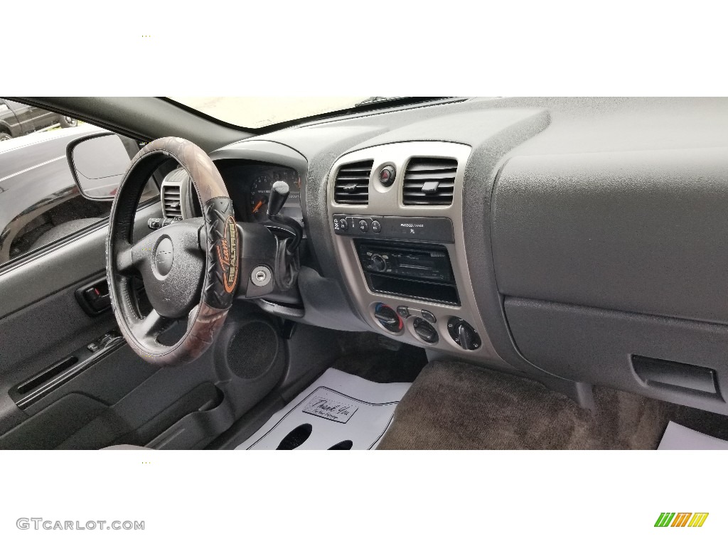 2006 Colorado LT Crew Cab 4x4 - Silver Birch Metallic / Very Dark Pewter photo #19