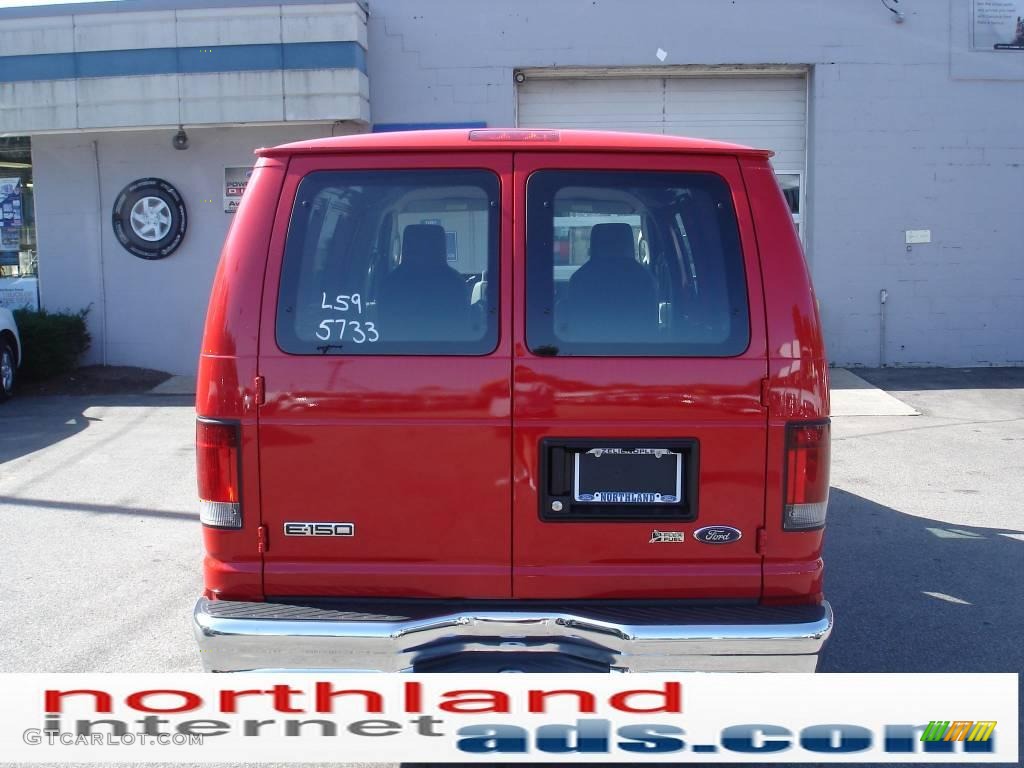 2009 E Series Van E150 Cargo - Red / Medium Flint photo #3